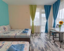 Kazlarov Guest House