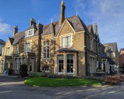 Cotswold Lodge Hotel