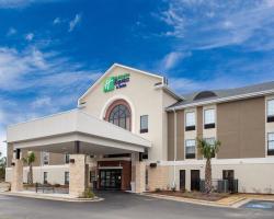 Holiday Inn Express & Suites - Morehead City, an IHG Hotel