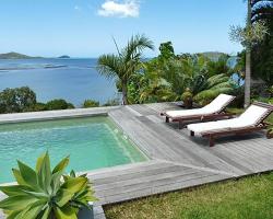 Designer's Home facing the Lagoon