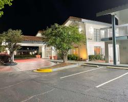 Travelodge by Wyndham Tuscaloosa