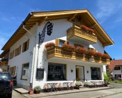 Gästehaus u Ferienwohnungen Veronika incl Frühstücksbuffet und KönigsCard mit 200 kostenlosen Attraktionen