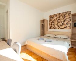 Viva Rooms