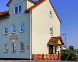 Pension Heinemann - Übernachten am Fuße der Creuzburg