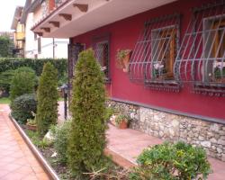 Il Toscano - near Grotta Giusti