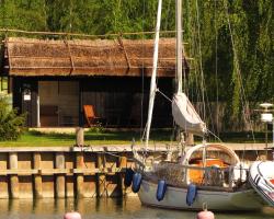 Peterzens Boathouse