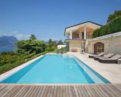 Villa Sybille With Pool