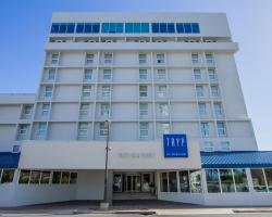 TRYP by Wyndham Isla Verde