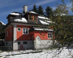 Villa Schnuck - das rote Ferienhaus