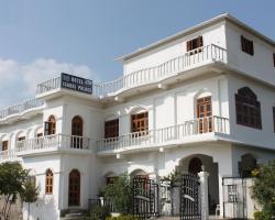 Hotel isabel Palace