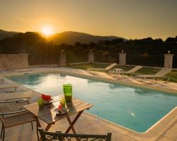 superb villa with private pool peaceful location