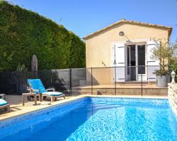Amazing Home In Lisle Sur La Sorgue With 2 Bedrooms, Wifi And Outdoor Swimming Pool