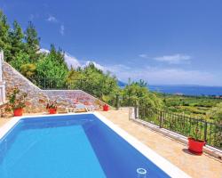 Stunning Home In Orebic With 3 Bedrooms, Internet And Outdoor Swimming Pool