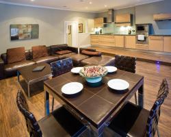 Burnets Apartments