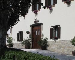 Hostal Rural Huartearena