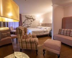 Home Hotel Arosa