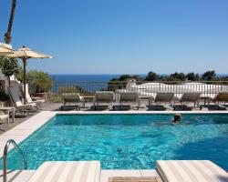 Hotel Canasta