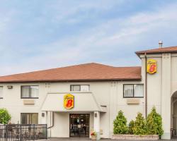 Super 8 by Wyndham Niagara Falls