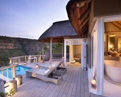 Clifftop Exclusive Safari Hideaway