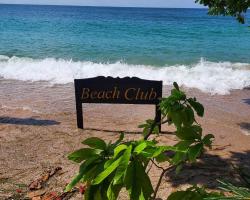 Koh Tao Beach Club