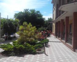 Solnechny Veter Guest House