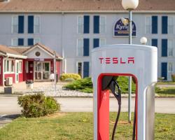 Kyriad Dijon Sud - 21600 LONGVIC