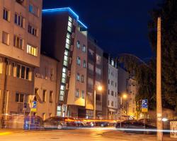 Hostel Moving