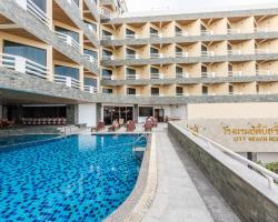 City Beach Resort