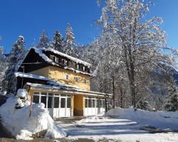 Rooms Barovc by the Lake Jasna