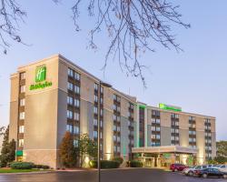 Holiday Inn Rockford, an IHG Hotel