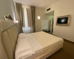 JR Hotels Oriente Bari