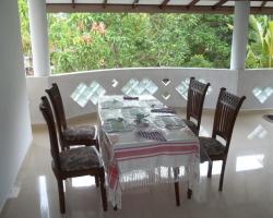 Anura Home Stay