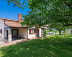 Holiday Home Licia by Interhome