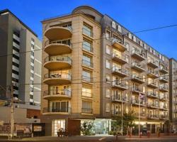 Melbourne South Yarra Central Apartment Hotel Official