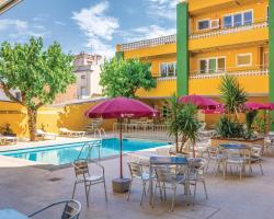 Stunning Apartment In Malgrat De Mar With 2 Bedrooms And Outdoor Swimming Pool
