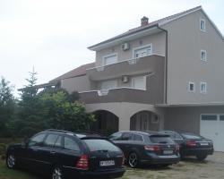 Apartments Daniel Ćustić