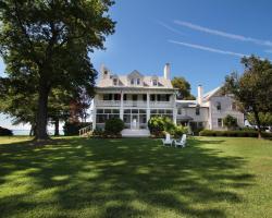 Wades Point Inn on the Bay