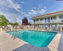 Motel 6-Troutdale, OR - Portland East