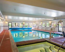 Glenwood Springs Cedar Lodge