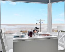 TYME Suites on Kingsway