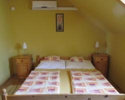 Tavi-fészek Fogadó