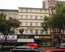 Come 2 Friends Apartmenthaus