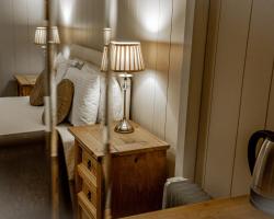 No 1 Hotel