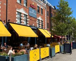 The White Star Tavern