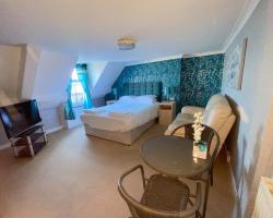 Weymouth Beach B&B - Adult Only