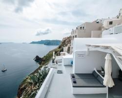 Virginia's Cave Villas