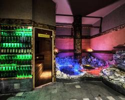 Hotel Korona Wellness, Rendezvény és Borszálloda