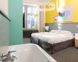 Saint SHERMIN bed breakfast & champagne