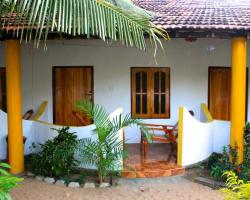 Tharaka Surf Guest House