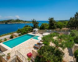Villa Terra del Nonno with Sea Views & Pool